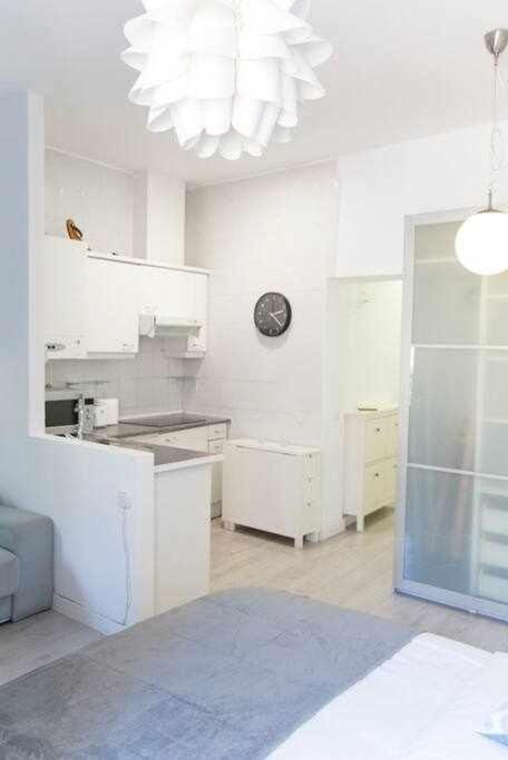 Un Fascinante Estudio En Madrid Centro المظهر الخارجي الصورة